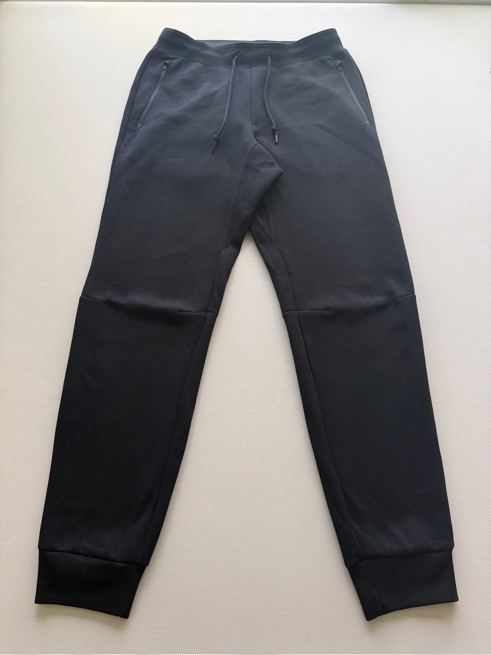 Uniqlo Black Men's Jogger Sweatpants with Drawstring